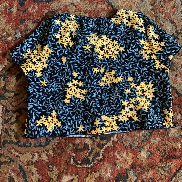 Top - Picture 5 of 5